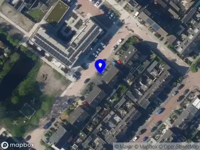 Brandweer met grote spoed naar de Clausstraat in Zegveld vanwege reanimatie