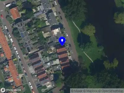 Ambulance met grote spoed naar de Taxusstraat in Zaandam