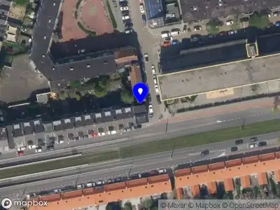 Ambulance met grote spoed naar de Bree in Rotterdam
