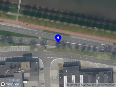 Snelheidscontrole op Waalhaven Z.z. te Rotterdam