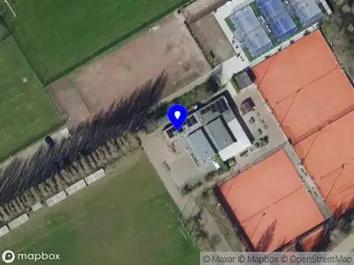 Ambulance met gepaste spoed naar de Tennispad in Spijkenisse