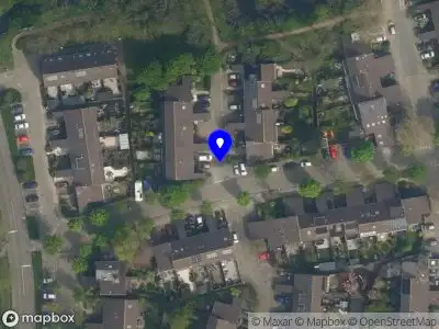Ambulance met grote spoed naar de Fluiterpad in Delft