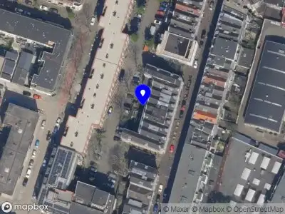 Ambulance met gepaste spoed naar de Witte Zwaanhof in Rotterdam