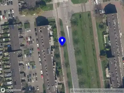 Ambulance met gepaste spoed naar de Heijermansplein in Schiedam