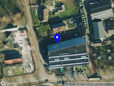 Politie naar de Hessenweg in Dalfsen vanwege aanrijding met letsel