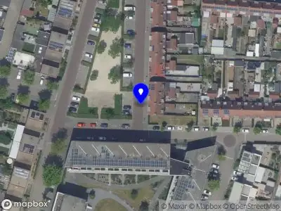 Brandweer met gepaste spoed naar de Benedenbaantje in Bergen op Zoom vanwege een buitenbrand