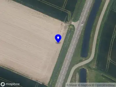 Brandweer met grote spoed naar de Brielse Maas in Oostvoorne vanwege grote brand