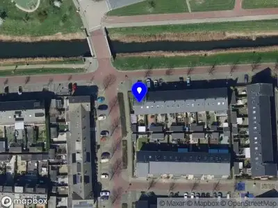 Ambulance met grote spoed naar de Paardenburg in Barendrecht