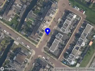 Ambulance met grote spoed naar de Leen van der Houwenstraat in Hoek van Holland