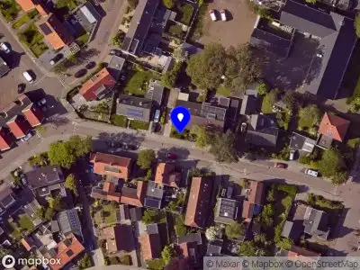 Ambulance met grote spoed naar de Jan Dirksoord in Den Burg