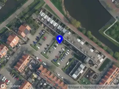 Ambulance met grote spoed naar de Meloenpad in Wateringen