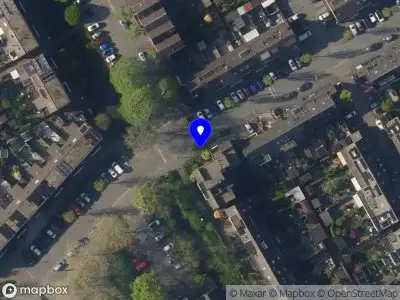 Brandweer met gepaste spoed naar de Paddestoelweg in Alphen aan den Rijn vanwege wateroverlast