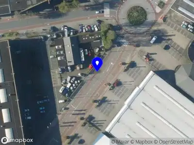 Ambulance naar de Koedijkerstraat in Alkmaar vanwege ongeval met letsel