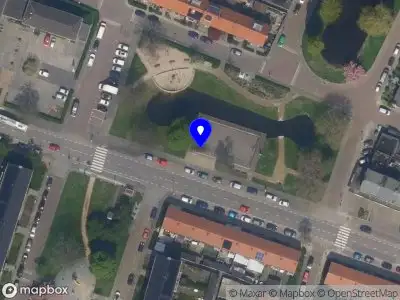 Ambulance met grote spoed naar de Billitonlaan in Vlaardingen