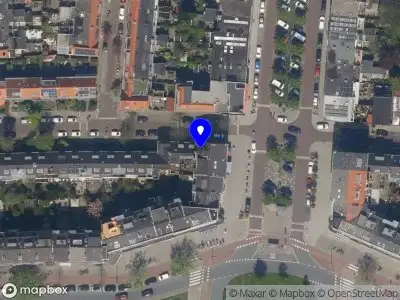 Ambulance met grote spoed naar de Jan Steenstraat in Schiedam