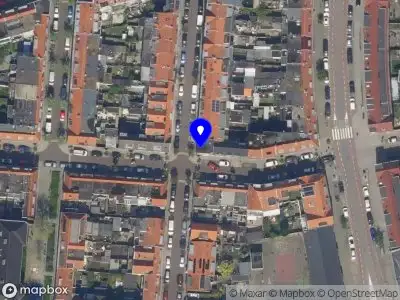 Ambulance met grote spoed naar de Tollensstraat in Schiedam