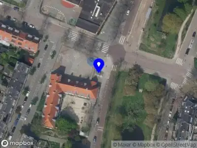 112 melding Ambulance met gepaste spoed naar de Boergoensevliet in Rotterdam