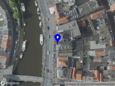 Ambulance met gepaste spoed naar de Roerkade in Roermond