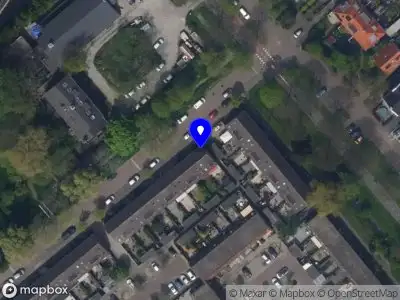 Ambulance met gepaste spoed naar de Van der Blom-Vijlbriefstraat in Leiden
