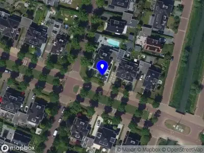 Ambulance met gepaste spoed naar de Provincialeweg in Dordrecht