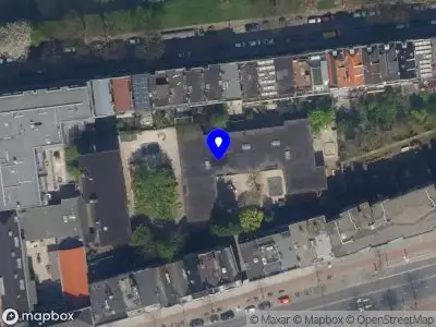 Ambulance met gepaste spoed naar de Beukelsdijk in Rotterdam