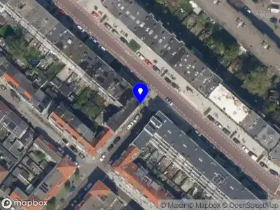 Ambulance met grote spoed naar de Prof. Kamerlingh Onneslaan in Schiedam