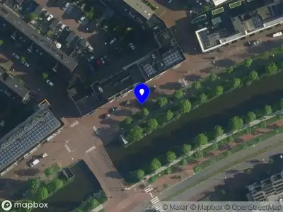 Brandweer met gepaste spoed naar de B. Merkelbachsingel in Amsterdam