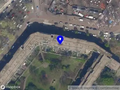 Ambulance met gepaste spoed naar de Noordplein in Rotterdam