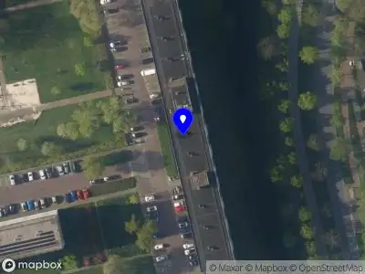 Ambulance met grote spoed naar de Gerbrandylaan in Voorschoten