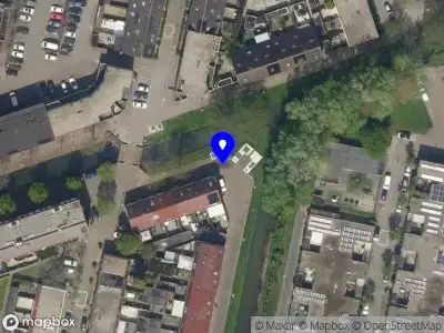 Ambulance met gepaste spoed naar de Oude Watering in Rotterdam