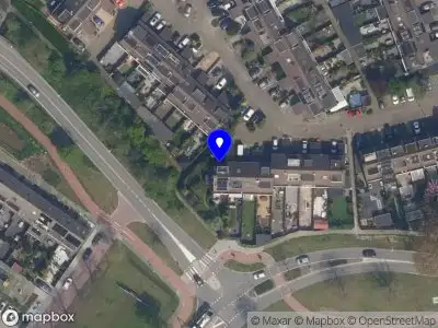 Ambulance met grote spoed naar de Dubbelspoor in Capelle aan den IJssel