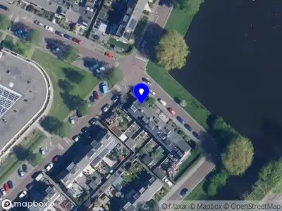 Ambulance met grote spoed naar de Brederolaan in Uithoorn