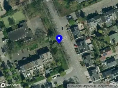 Brandweer met gepaste spoed naar de Pollenstein in Ede vanwege waarnemen gaslucht