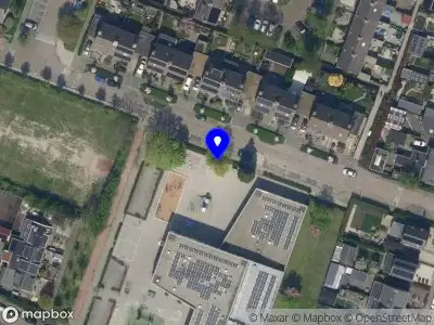 Ambulance met grote spoed naar de Klaverstraat in Krimpen aan de Lek