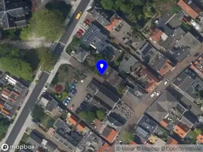 Ambulance met gepaste spoed naar de Burgemeester Schölvinckstraat in Warmond