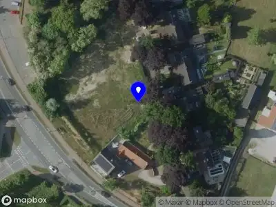 Brandweer met grote spoed naar de Rijksweg in Baexem vanwege voertuigbrand