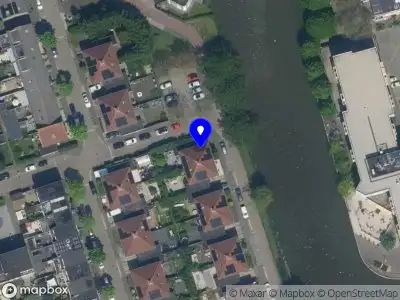 Ambulance met grote spoed naar de S. Lootsmastraat in Zaandam