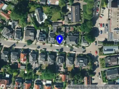 Politie naar de Toermalijnstraat in Apeldoorn