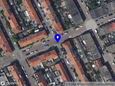 Ambulance met gepaste spoed naar de Camphuijzenstraat in Dordrecht