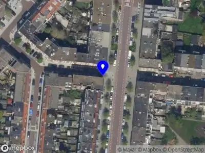 Ambulance met grote spoed naar de Boerhaavelaan in Schiedam