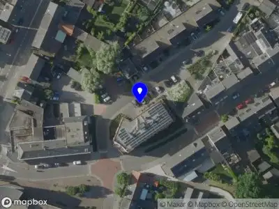 Brandweer en politie met gepaste spoed naar de Emmastraat in Reuver vanwege stankoverlast