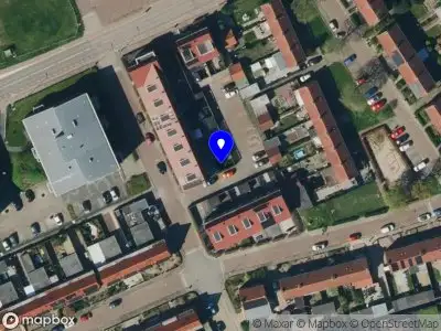 Brandweer met gepaste spoed naar de IJsselstraat in Geldermalsen vanwege waarnemen gaslucht