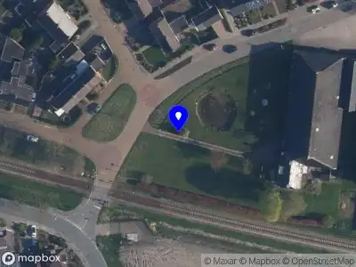 Brandweer met grote spoed naar de Oranjeplein in Uithuizermeeden vanwege waarnemen gaslucht