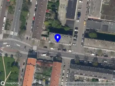 Ambulance met grote spoed naar de Franselaan in Rotterdam