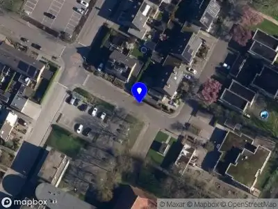 Brandweer met grote spoed naar de mr. C.P.M. Rommestraat in Sneek vanwege waarnemen gaslucht