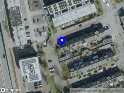 Brandweer met grote spoed naar de Langenakkerweg in Eindhoven vanwege waarnemen gaslucht