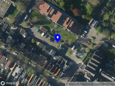 Ambulance met grote spoed naar de Egelenburgerlaan in Alkmaar