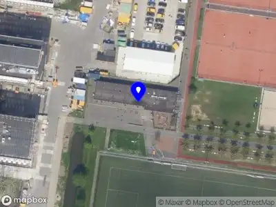 Ambulance met gepaste spoed naar de Goliuspad in Leiden