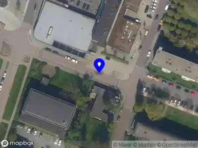 Ambulance met gepaste spoed naar de Prof. Mekelstraat in Vlaardingen