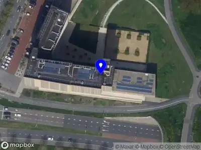 Ambulance met grote spoed naar de Prins Clauspad in Leiden